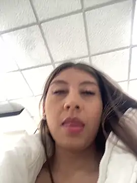 Sara-cooper2 online show from February 19, 2026, 6:16 pm