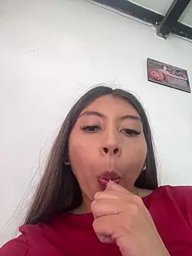 Sara-cooper2 online show from February 26, 2026, 7:25 pm