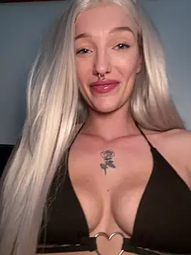 lovecassyrose online show from July 3, 2026, 7:59 am
