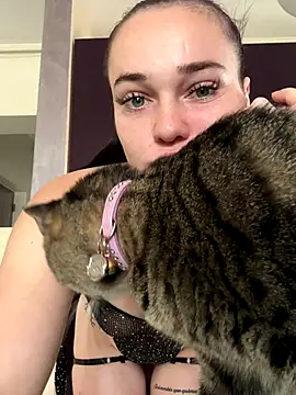 Snapshot of Baby_Eva23 chatting on October 13, 2025, 11:45 am Baby Eva23 online show from October 13, 2025, 11:45 am