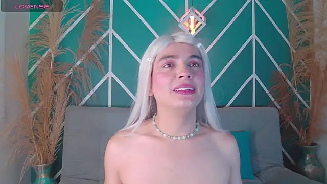 TylerJhonson online show from September 19, 2025, 11:58 am