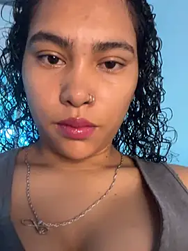 Snapshot of SophieD chatting on June 30, 2026, 12:38 pm SophieD online show from June 30, 2026, 12:38 pm