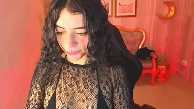 valkiria ardent s online show from December 5, 2025, 1:21 pm