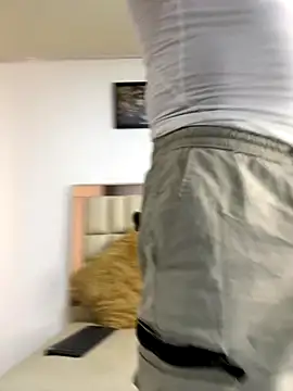 blackbullger  online show from October 23, 2025, 11:42 am