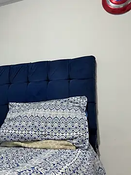 blackbullger  online show from October 8, 2025, 11:12 am