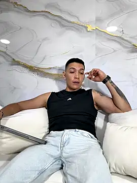 blackbullger  online show from November 7, 2025, 11:59 am