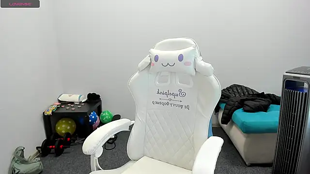 juliamurr 18 online show from October 24, 2025, 2:10 am