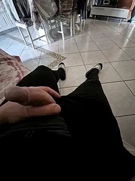 Monella52 online show from February 18, 2026, 8:33 am