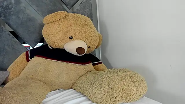 Snapshot of Sweet_Salome1 chatting on October 25, 2025, 12:04 pm Sweet Salome1 online show from October 25, 2025, 12:04 pm