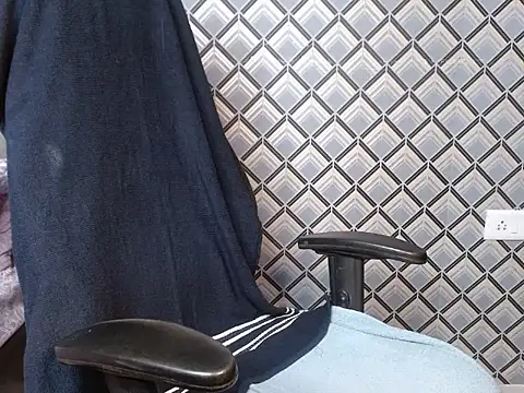 Snapshot of Evahhh4u chatting on February 24, 2026, 6:42 pm Evahhh4u online show from February 24, 2026, 6:42 pm