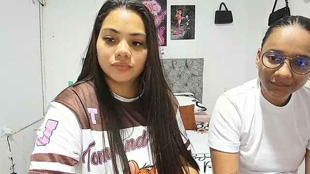 nay and aleja1 online show from June 25, 2026, 7:08 pm