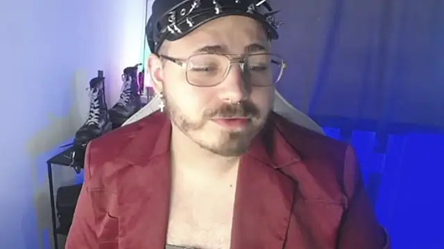 Snapshot of FabianKinky chatting on October 9, 2025, 7:31 am FabianKinky online show from October 9, 2025, 7:31 am