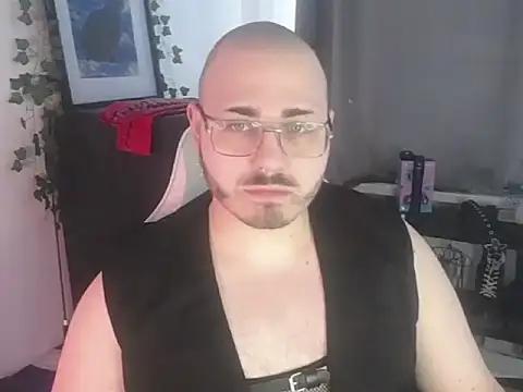 Snapshot of FabianKinky chatting on September 10, 2025, 9:52 am FabianKinky online show from September 10, 2025, 9:52 am