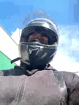 AlphaMasterXxx online show from November 21, 2025, 7:35 pm