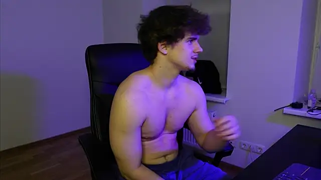 Ricky Becko online show from February 14, 2026, 10:43 pm