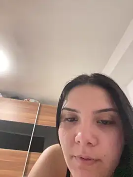 Selena y online show from February 12, 2026, 9:14 pm