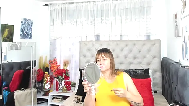 Victoriacoperino online show from January 13, 2026, 2:32 pm