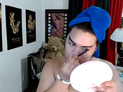 Snapshot of TSbrianaHugeCock chatting on April 20, 2026, 2:18 pm TSbrianaHugeCock online show from April 20, 2026, 2:18 pm
