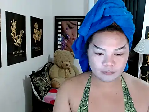 TSbrianaHugeCock online show from April 10, 2026, 2:02 pm