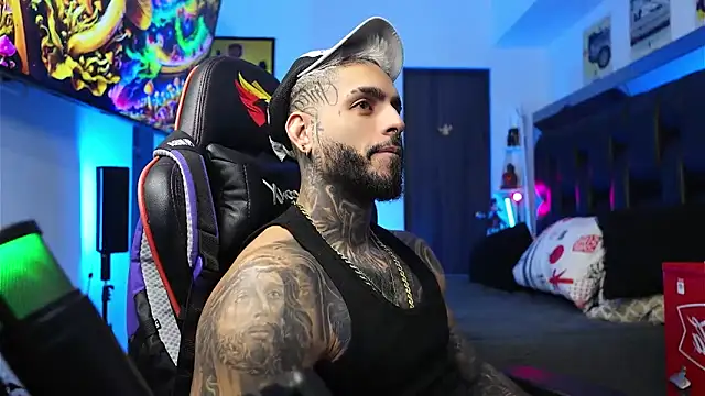 logan hugh8 online show from February 8, 2026, 7:17 am