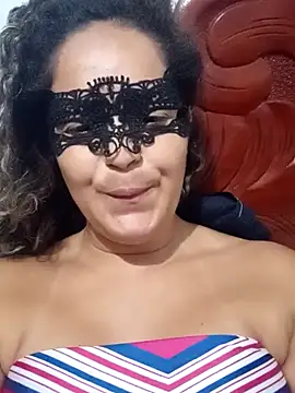 Snapshot of RaphinhaSanches chatting on January 14, 2026, 10:24 pm RaphinhaSanches online show from January 14, 2026, 10:24 pm