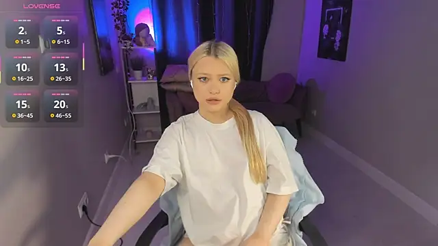 Millie Vanillies online show from October 8, 2025, 1:34 pm