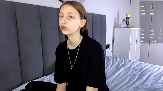 EllieDream online show from October 3, 2025, 6:59 am