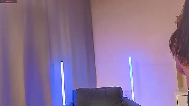 EvonTracey online show from November 12, 2025, 11:14 am