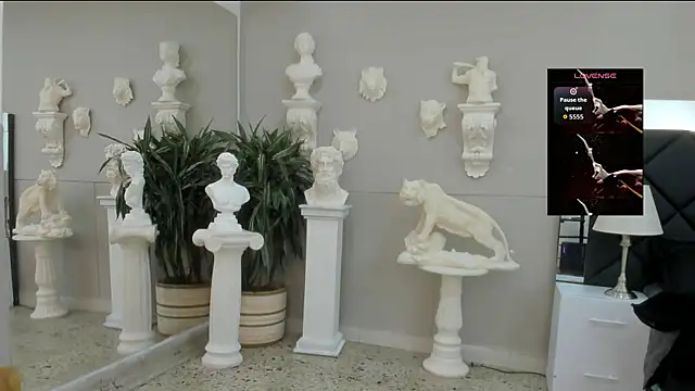 Snapshot of emilio_brandon chatting on November 27, 2025, 10:05 am emilio brandon online show from November 27, 2025, 10:05 am