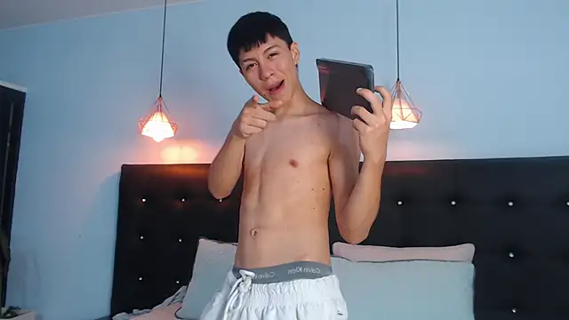 Abraham horny18 online show from October 14, 2025, 7:14 pm