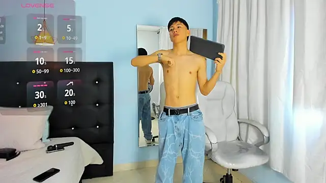 Abraham horny18 online show from October 21, 2025, 6:51 pm