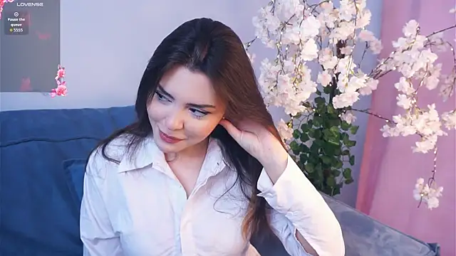 MerlynDinovo online show from November 21, 2025, 8:35 am