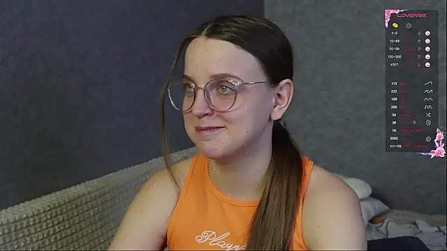 Violetwin online show from March 23, 2026, 3:12 pm