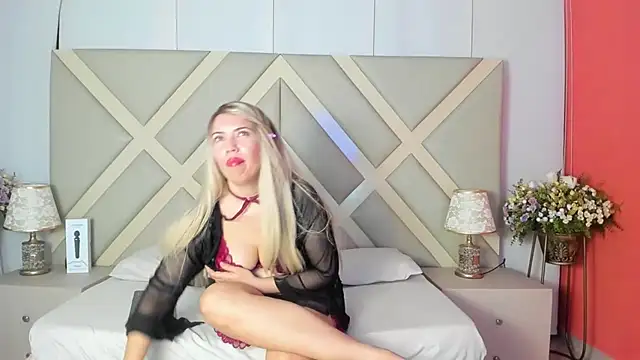 becca scotts online show from October 12, 2025, 12:28 pm