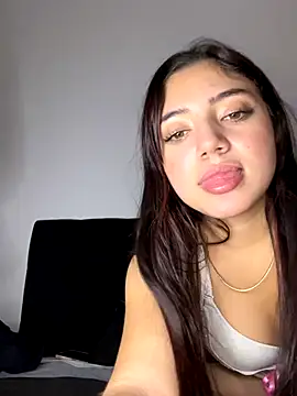 Samantha 2190 online show from October 8, 2025, 4:47 am