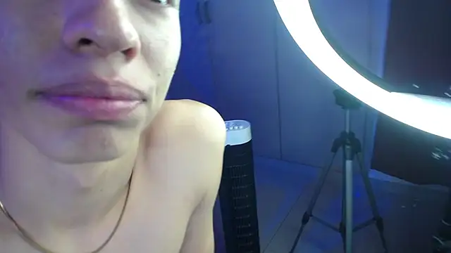 Justin gray  online show from September 8, 2025, 8:41 pm