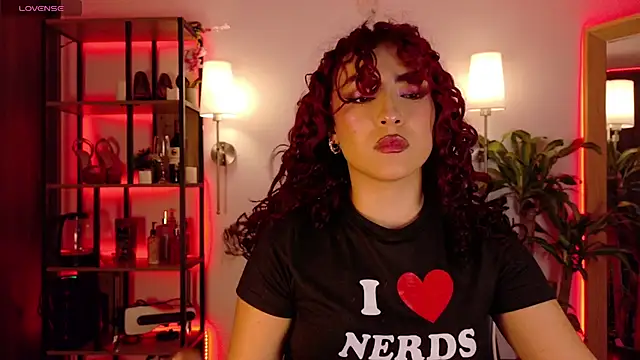 Silvana Goddess online show from April 16, 2026, 9:04 pm