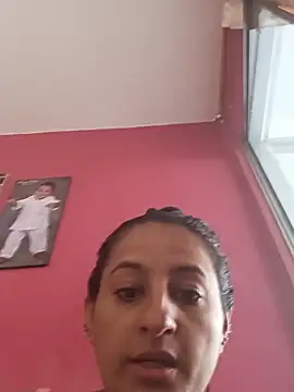 Snapshot of Titiss8921 chatting on October 30, 2025, 11:52 am Titiss8921 online show from October 30, 2025, 11:52 am