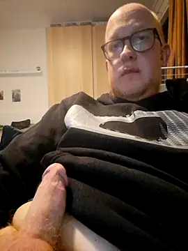 geilerd122 online show from February 6, 2026, 6:04 pm