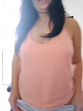 Snapshot of CutteGirl99 chatting on September 23, 2025, 12:23 pm CutteGirl99 online show from September 23, 2025, 12:23 pm