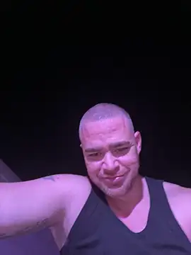 Snapshot of Dallasbest214 chatting on October 13, 2025, 8:38 am Dallasbest214 online show from October 13, 2025, 8:38 am