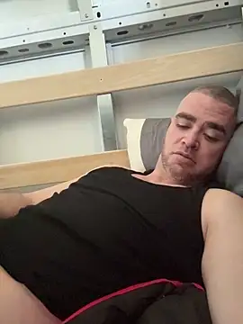 Snapshot of Dallasbest214 chatting on February 25, 2026, 8:30 pm Dallasbest214 online show from February 25, 2026, 8:30 pm