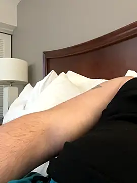 Snapshot of Dallasbest214 chatting on September 18, 2025, 12:24 am Dallasbest214 online show from September 18, 2025, 12:24 am