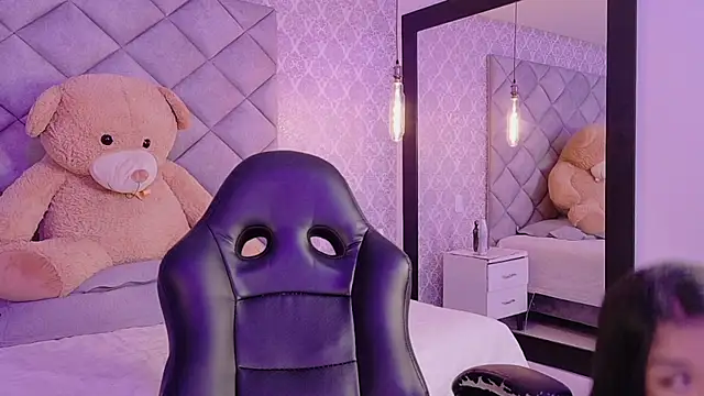 kylerose07 online show from November 18, 2025, 3:10 am