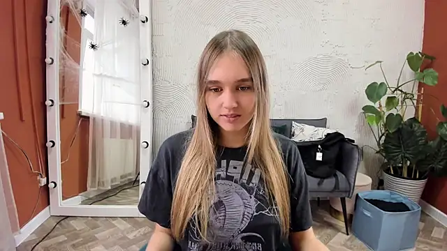 Vel1ka online show from November 2, 2025, 4:39 am