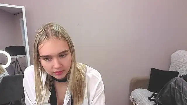 Vel1ka online show from December 22, 2025, 10:26 am