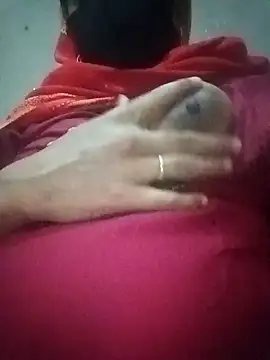 Snapshot of baddy8008 chatting on November 28, 2025, 4:51 pm baddy8008 online show from November 28, 2025, 4:51 pm