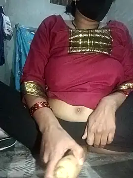 Snapshot of baddy8008 chatting on December 1, 2025, 4:52 pm baddy8008 online show from December 1, 2025, 4:52 pm