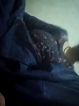 Snapshot of baddy8008 chatting on October 28, 2025, 5:45 pm baddy8008 online show from October 28, 2025, 5:45 pm