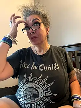 Snapshot of dieseldame1313 chatting on October 12, 2025, 10:11 pm dieseldame1313 online show from October 12, 2025, 10:11 pm